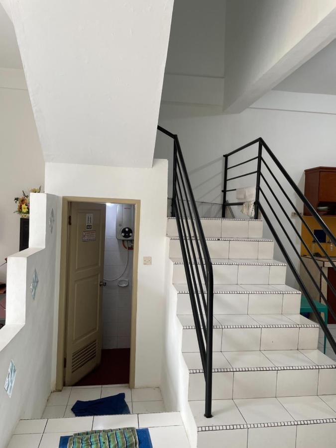 Villa Bukit Indah 不拉士打宜 外观 照片