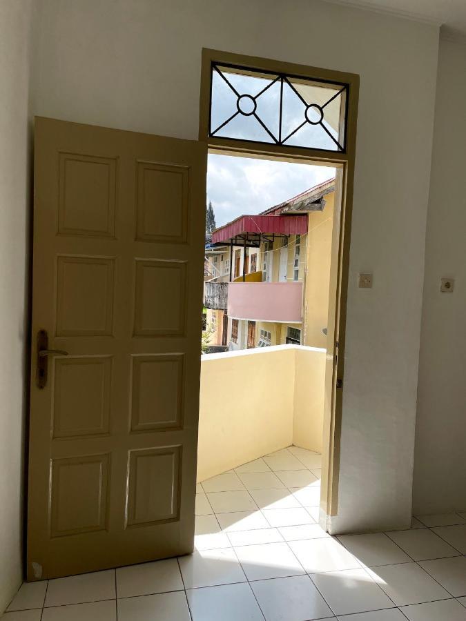 Villa Bukit Indah 不拉士打宜 外观 照片